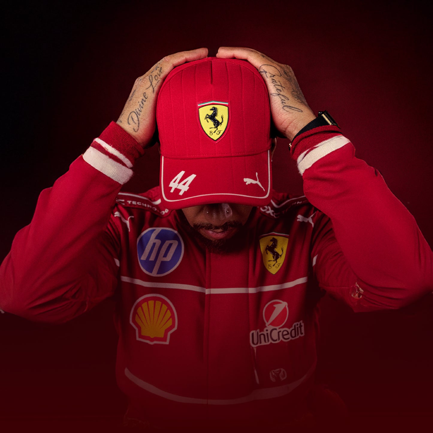 Gorra Lewis Hamilton Scuderia 2025 (BAJO PEDIDO)